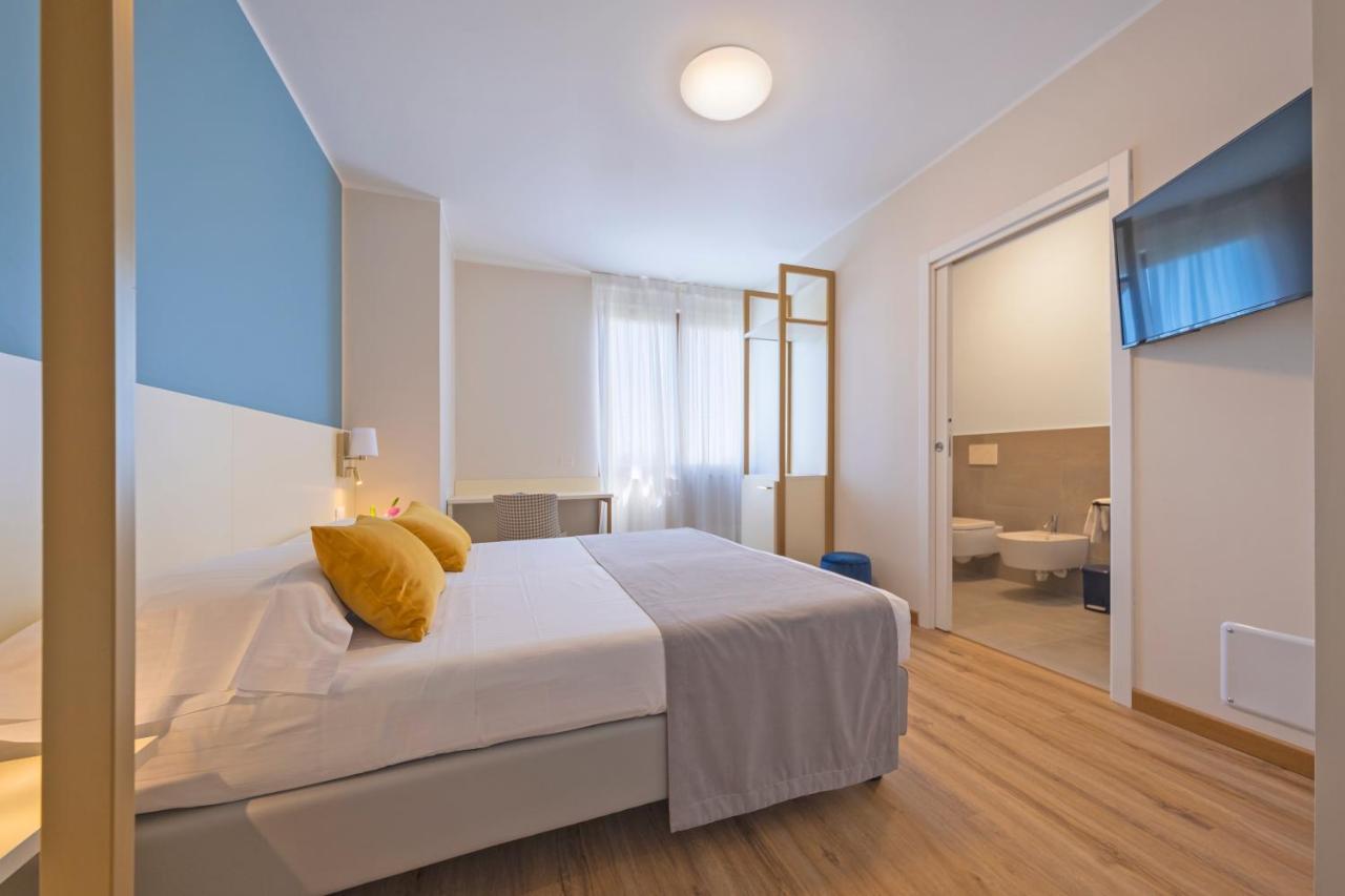 Rooms Ai Poggi 巴多利诺 外观 照片