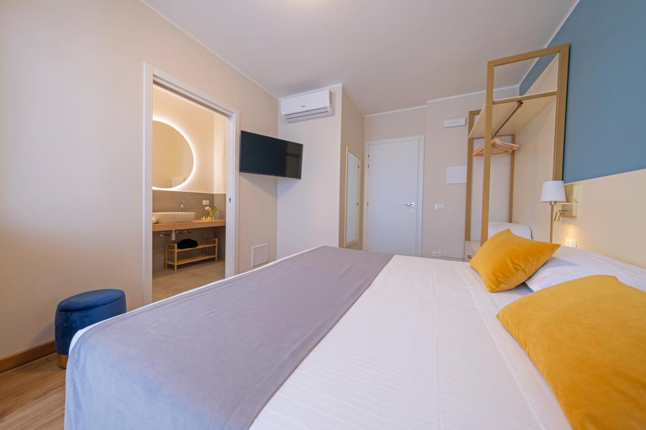 Rooms Ai Poggi 巴多利诺 外观 照片